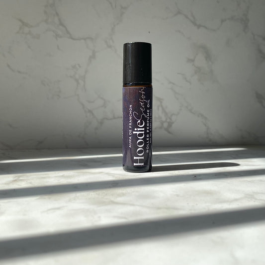 Hoodie Season Roller Perfume Oil